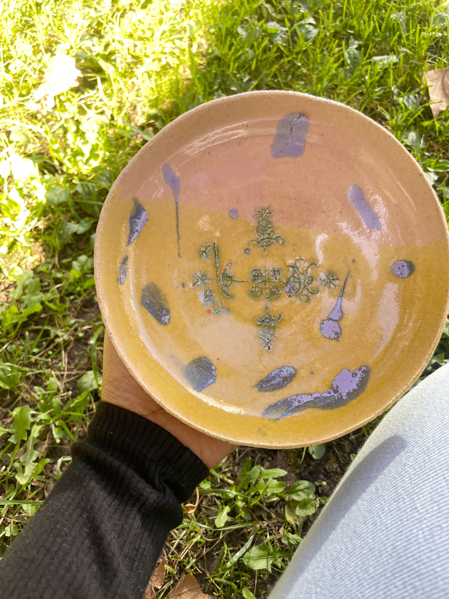 Radiant Streaks Ancestor Bowl