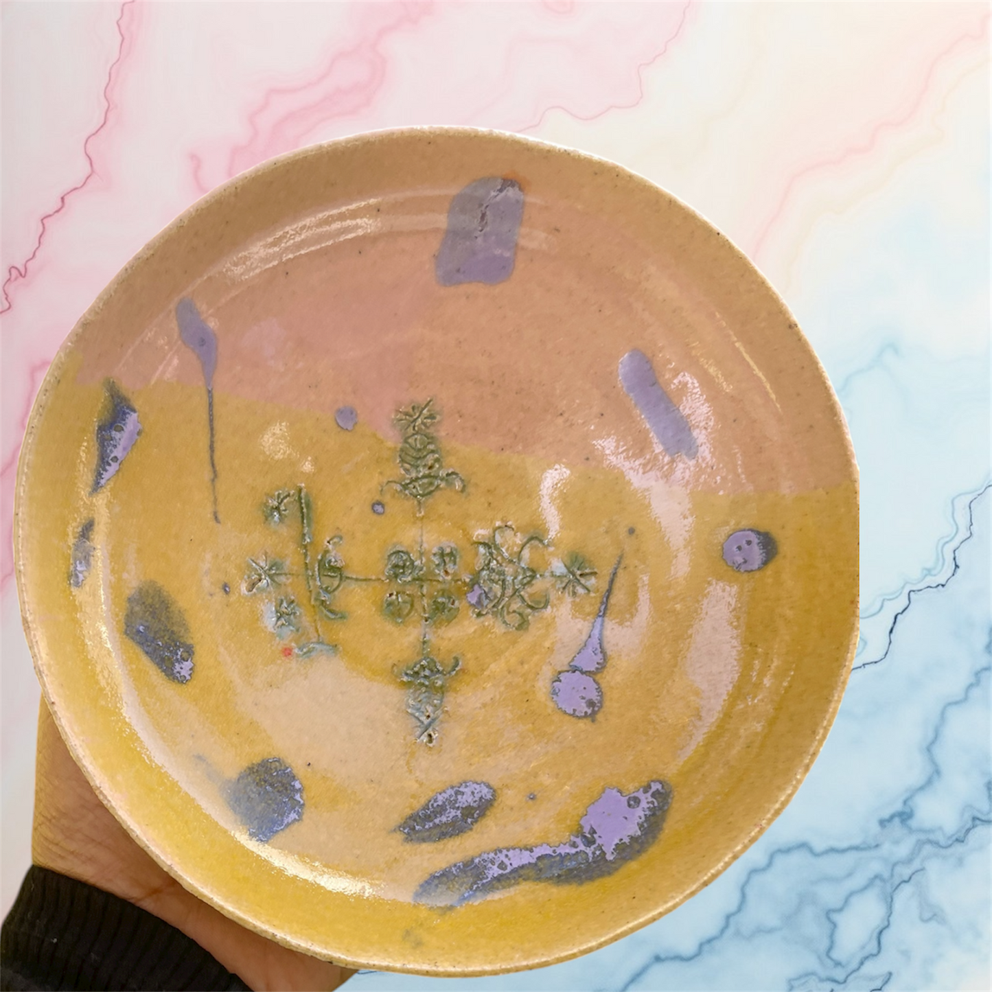 Radiant Streaks Ancestor Bowl